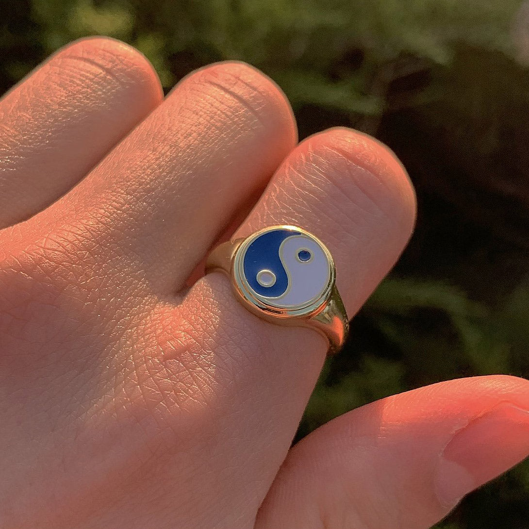 Yin Yang Signets