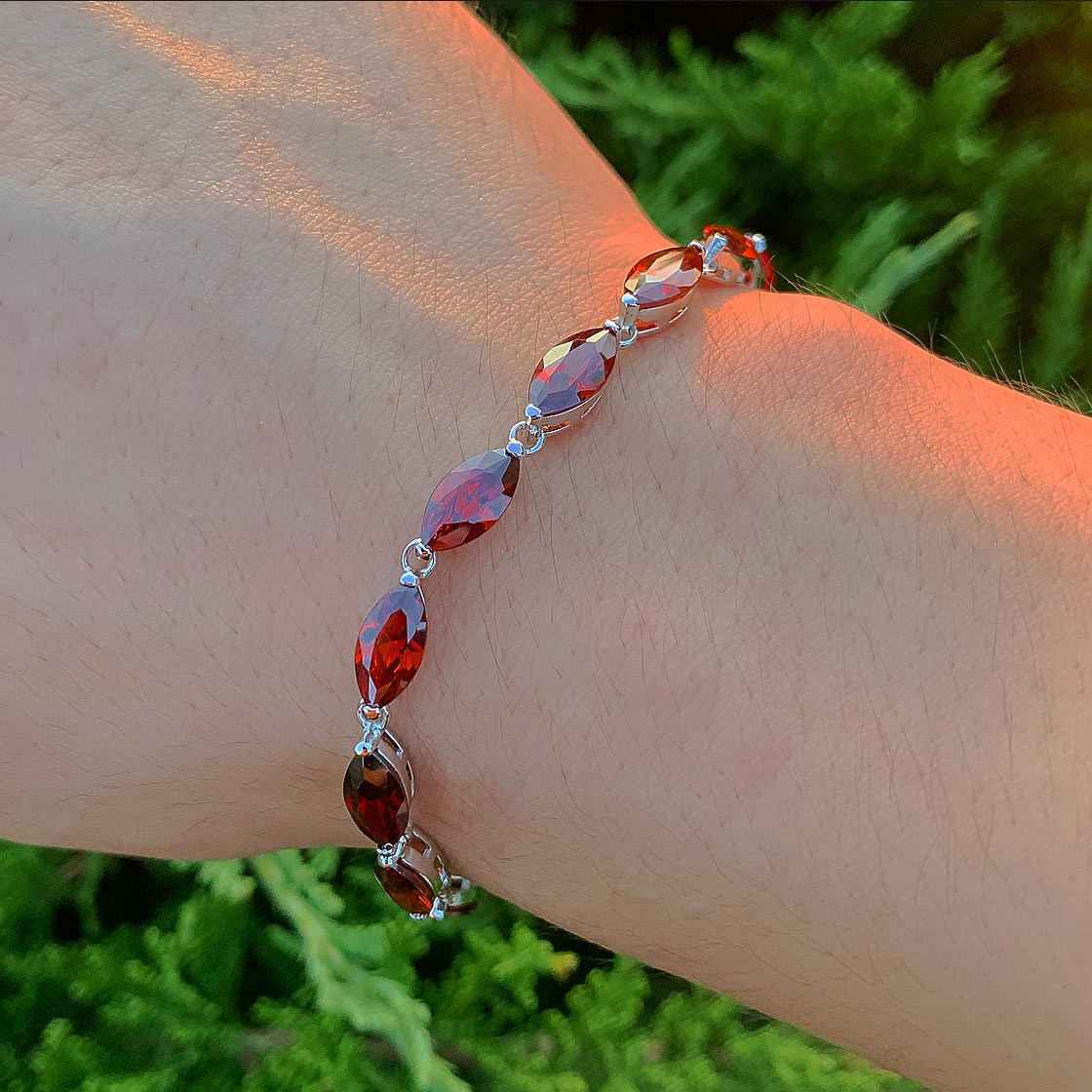 SILVER DEEP RED INFINITY BRACELET